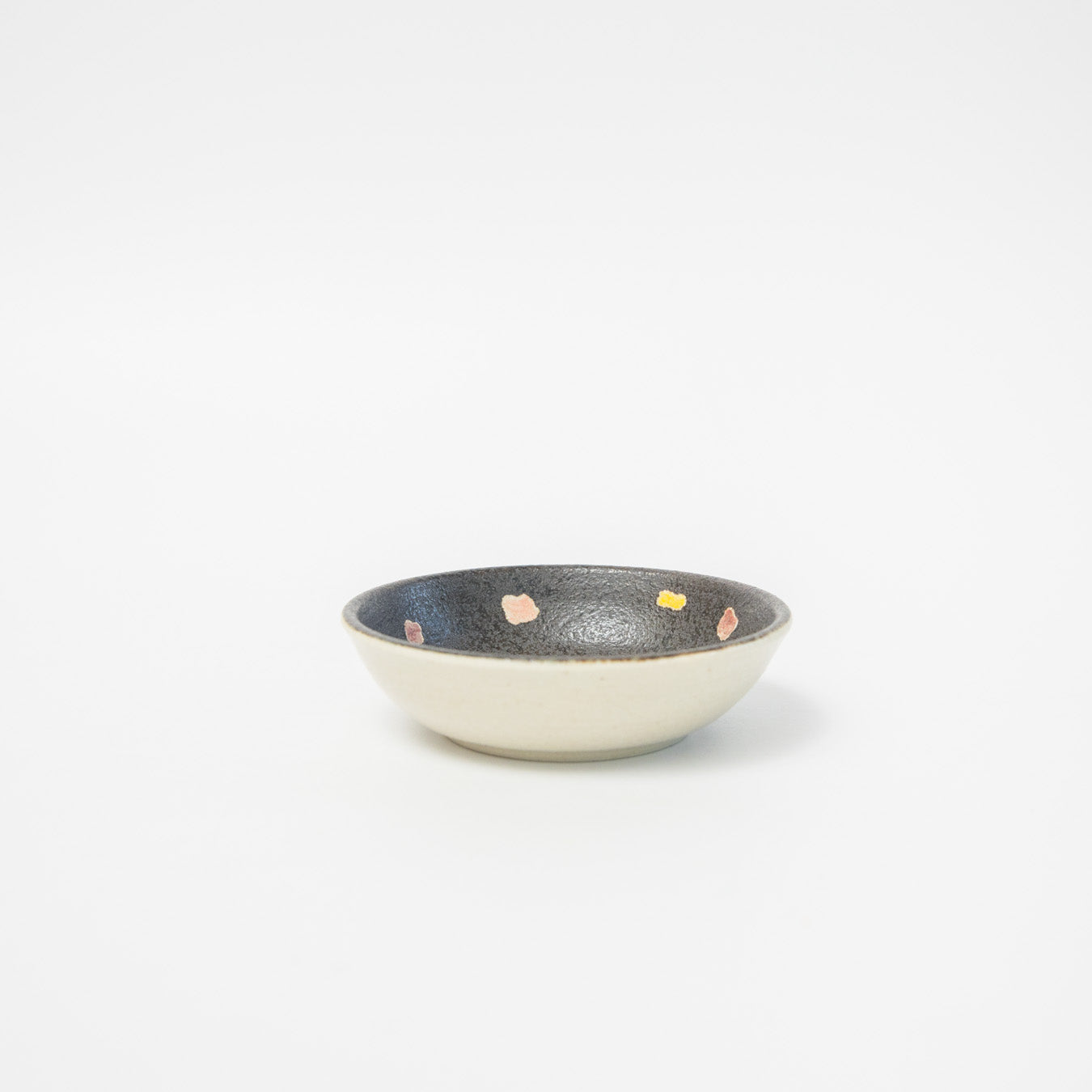 はるな陶芸工房-豆皿-花とバスケット-1