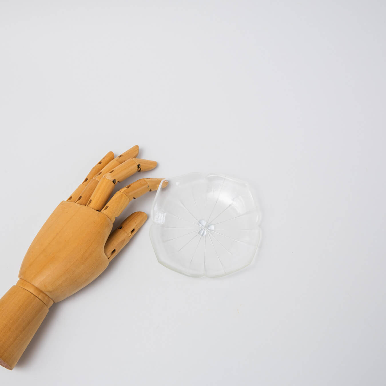 Sasaki shoko Glass works-花形中鉢-1