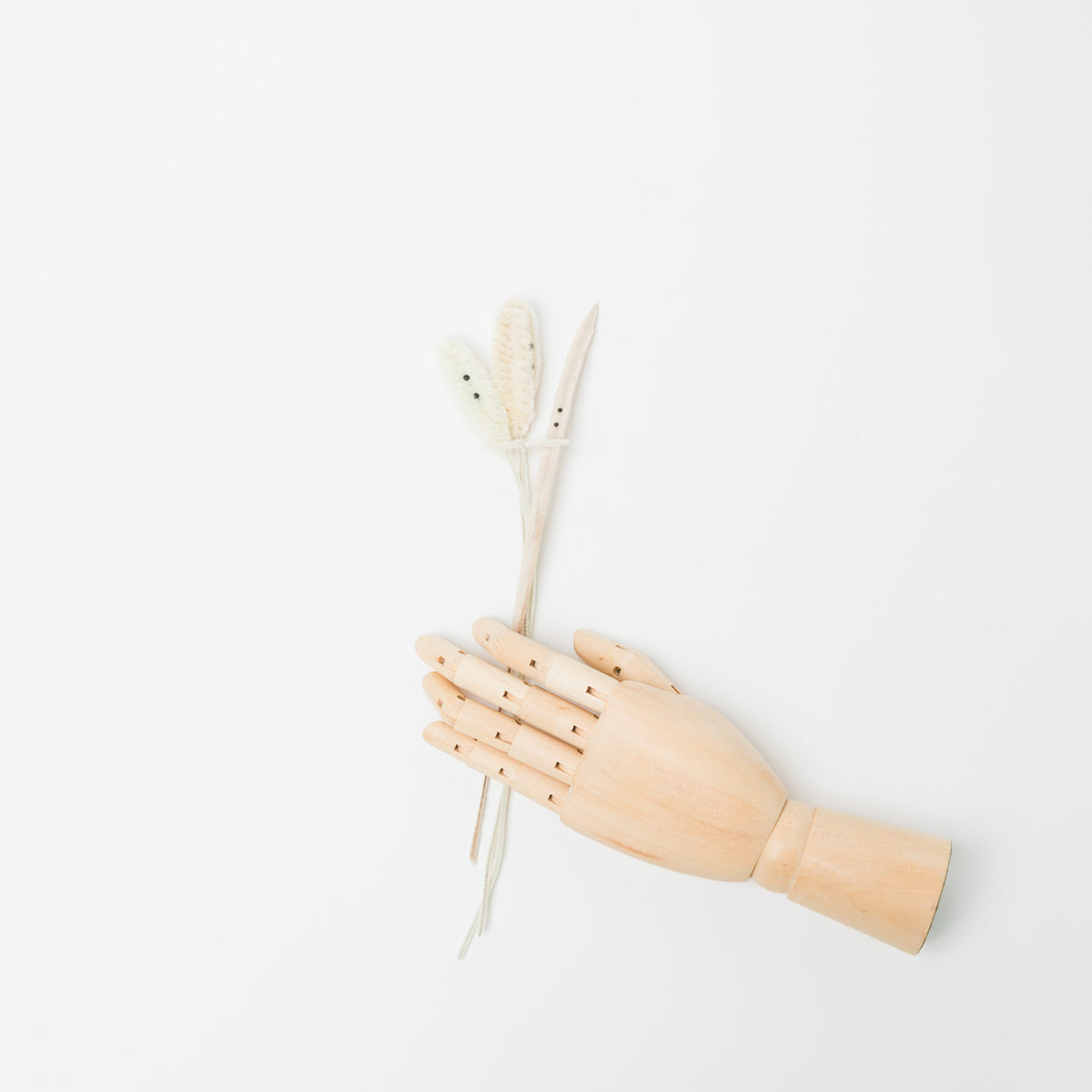 小栗里奈-「ただの草ぬいぐるみ」ブーケ-D