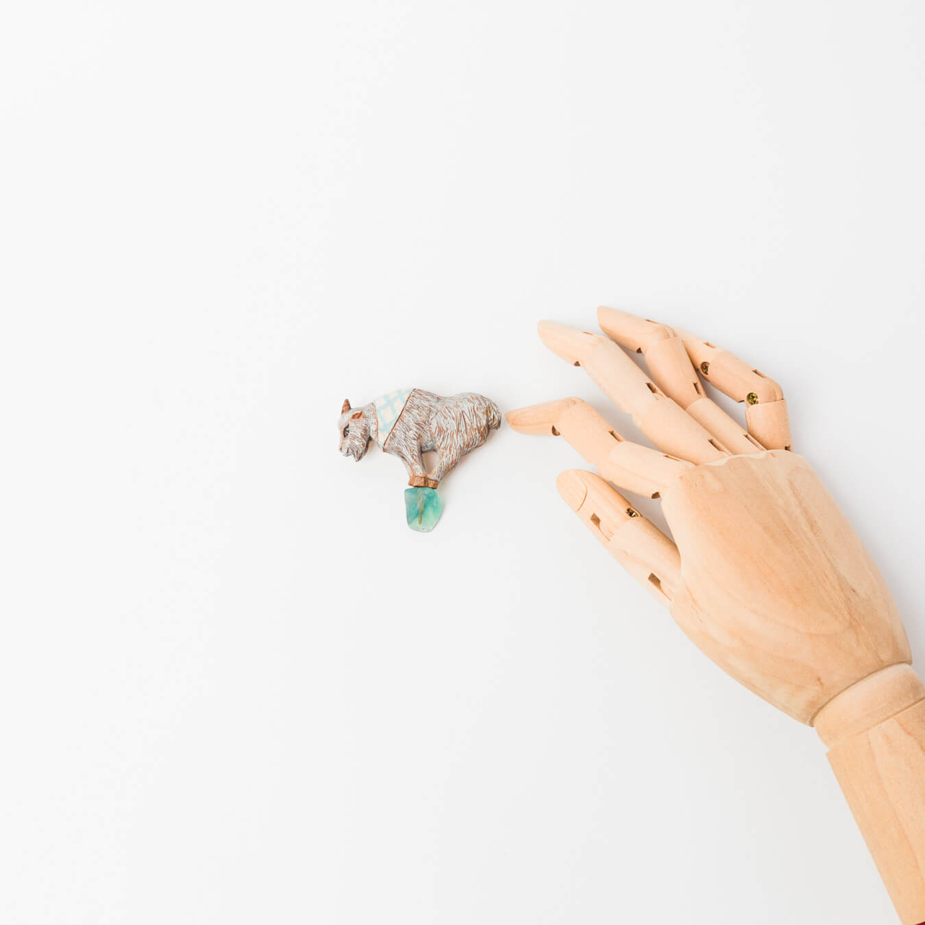 kitona-ブローチ-崖ヤギ