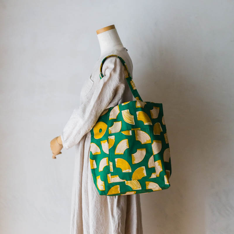 gochisou-Square tote bag-Baumkuchen-green