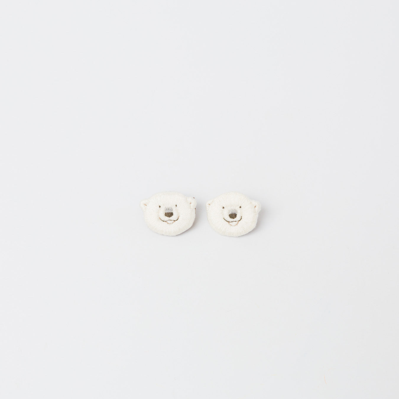 ハルクマ-シロクマフェイスブローチ