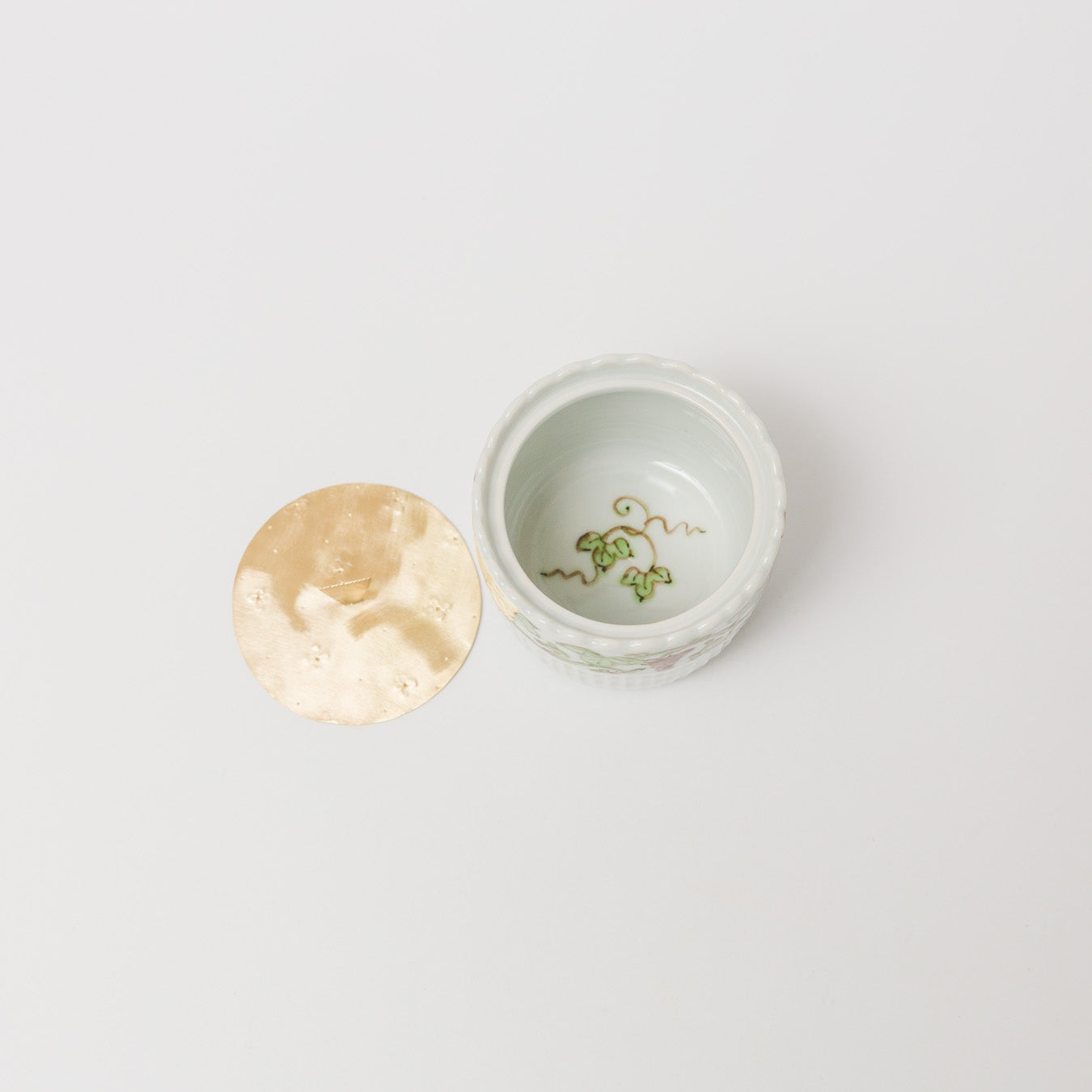 中町いずみx望月若子-小箱「ぶどう唐草」