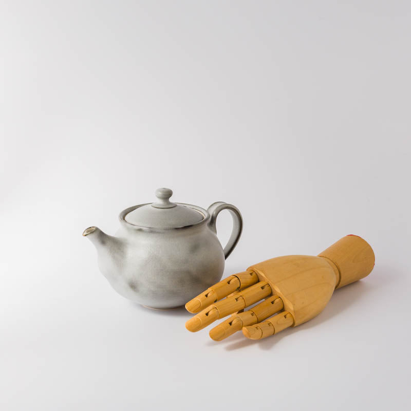 中村智子-ポット-グレー-1