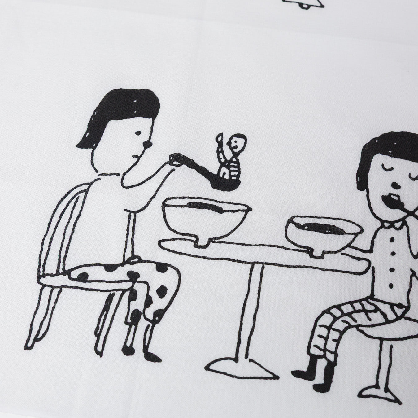 室井夏実-ハンカチ-B