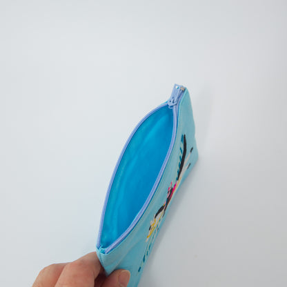 裏地付きの二重仕立てで、しっかりとした作りです。