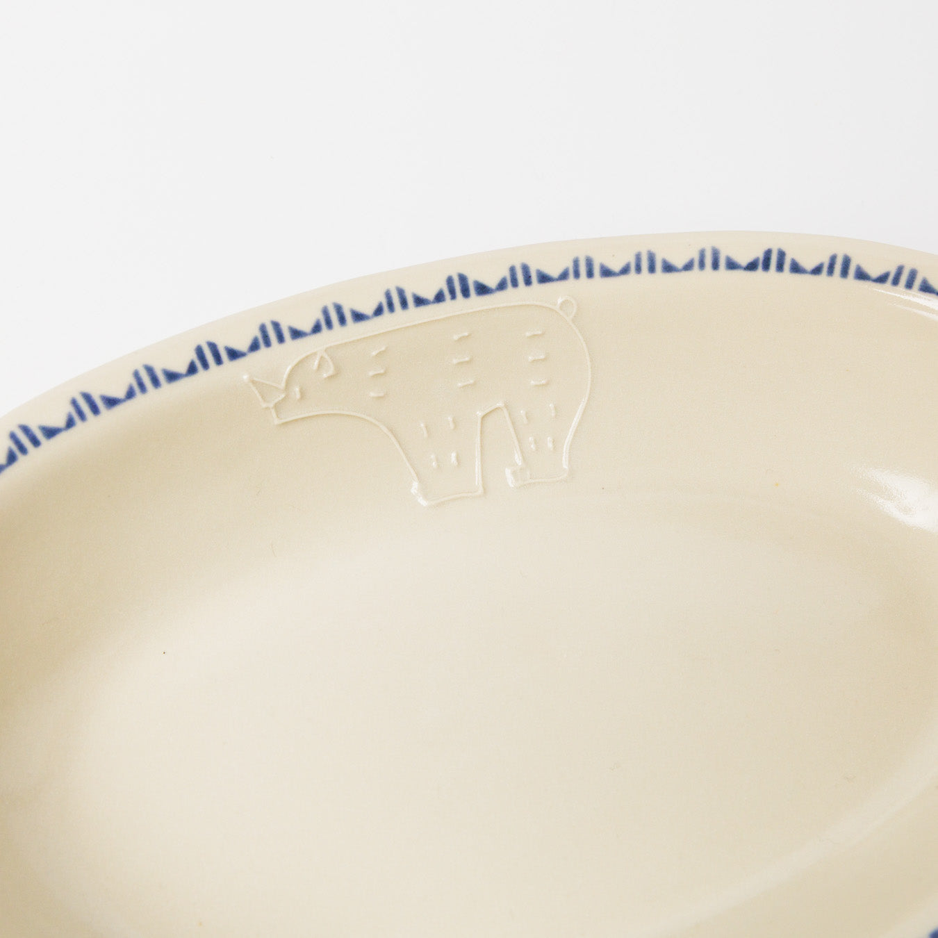 東峯未央-オーバル皿M-シロクマ