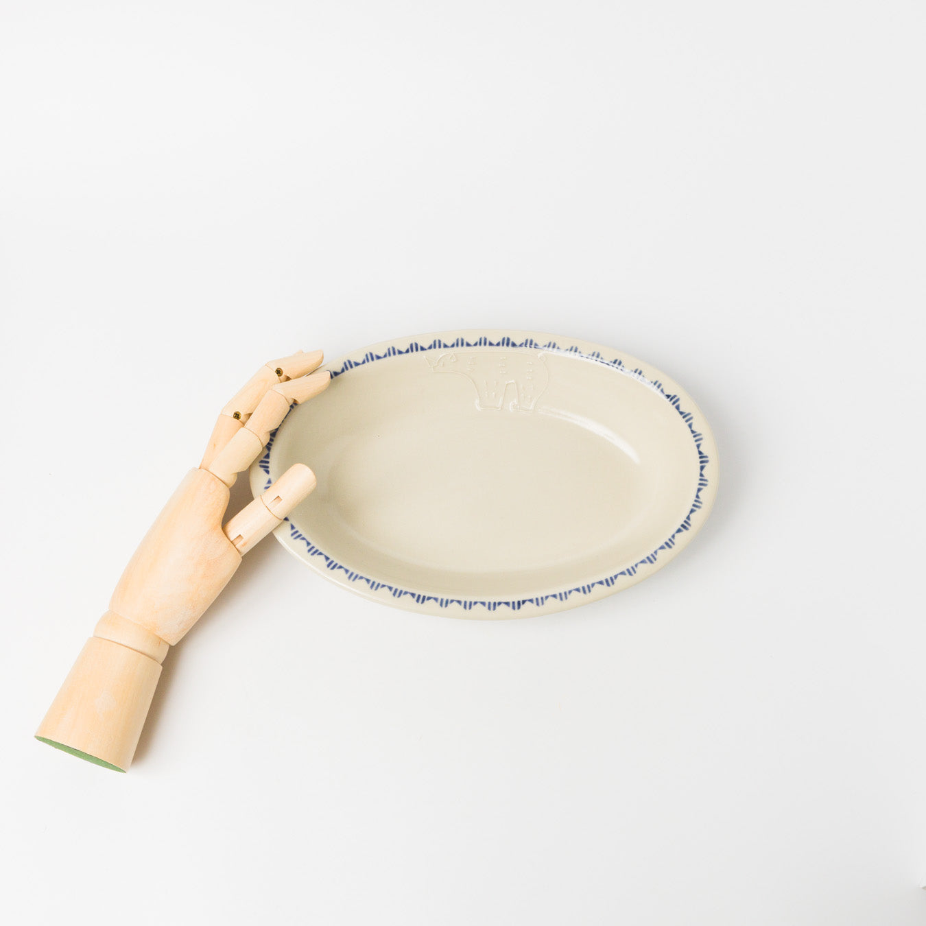 東峯未央-オーバル皿M-シロクマ