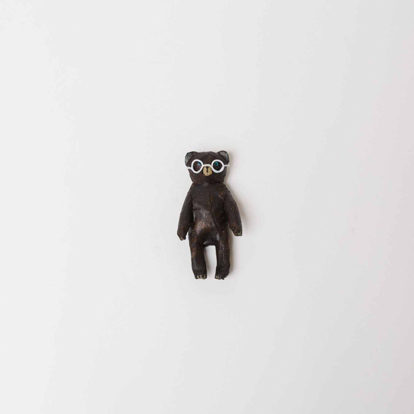ワタナベレイコ-クマブローチ「メガネ」-1