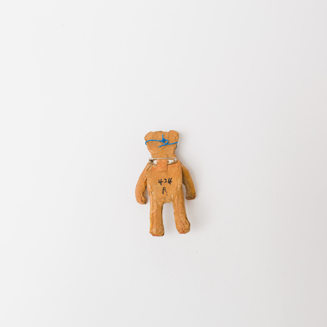 ワタナベレイコ-クマブローチ「メガネ」-3