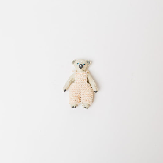 ワタナベレイコ-クマブローチ「サロペット」