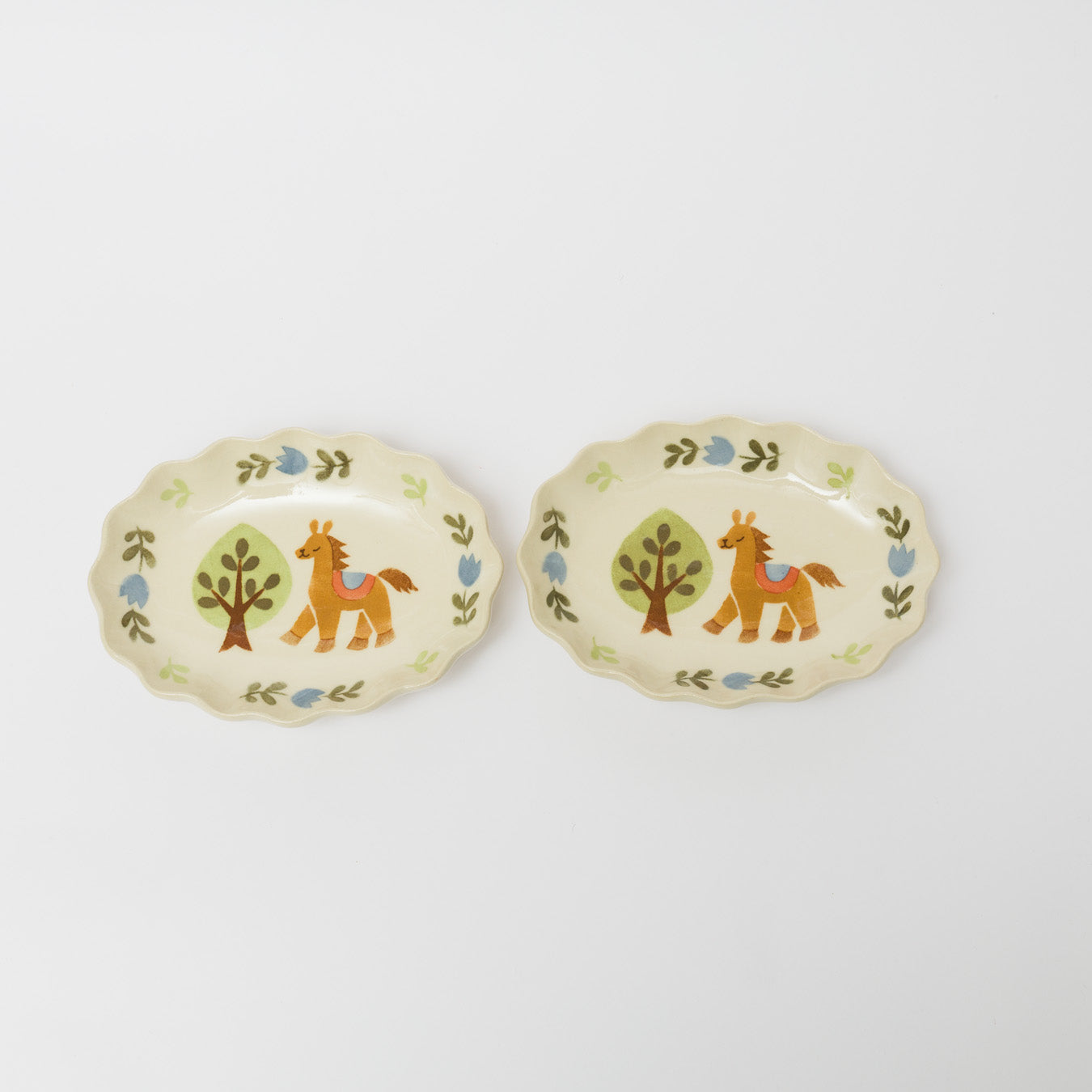 文鳥舎-だ円花皿-A