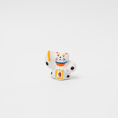habotan-土人形「ほしいも持ち招き猫」