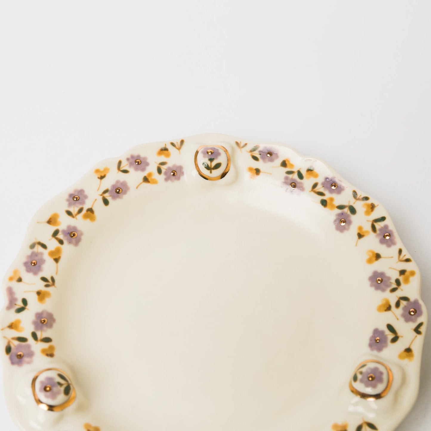 荒井彩乃-レリーフ金彩皿-2