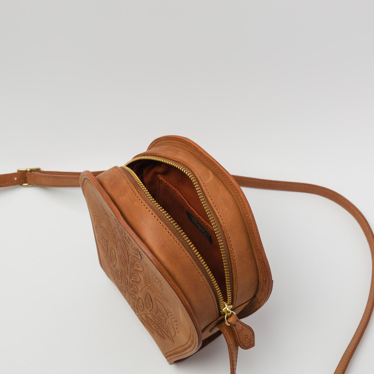Yammart-Bouquet Pochette (brown)