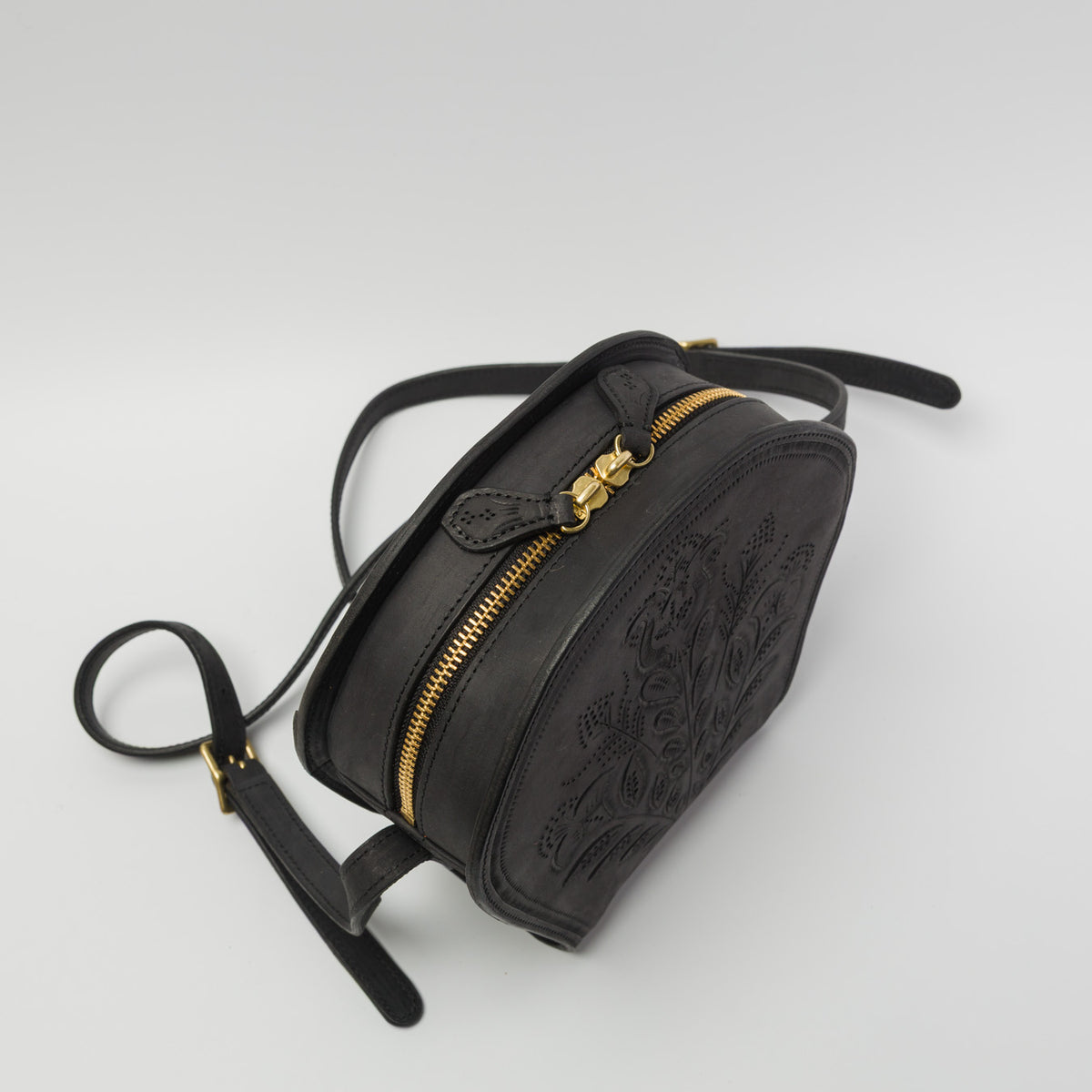Yammart-Bouquet Pochette (black)