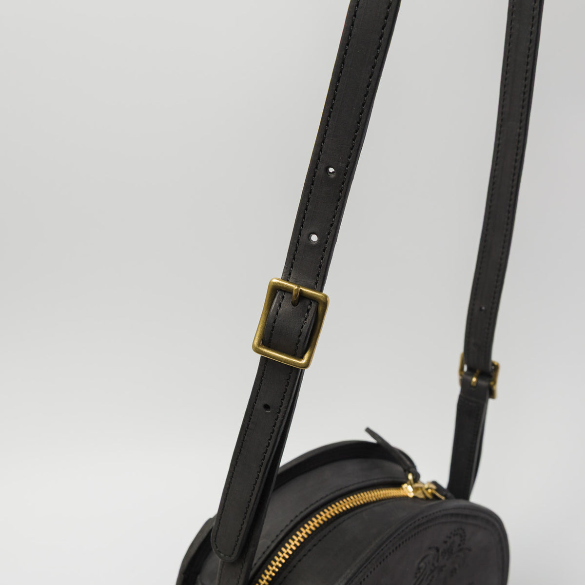 Yammart-Bouquet Pochette (black)