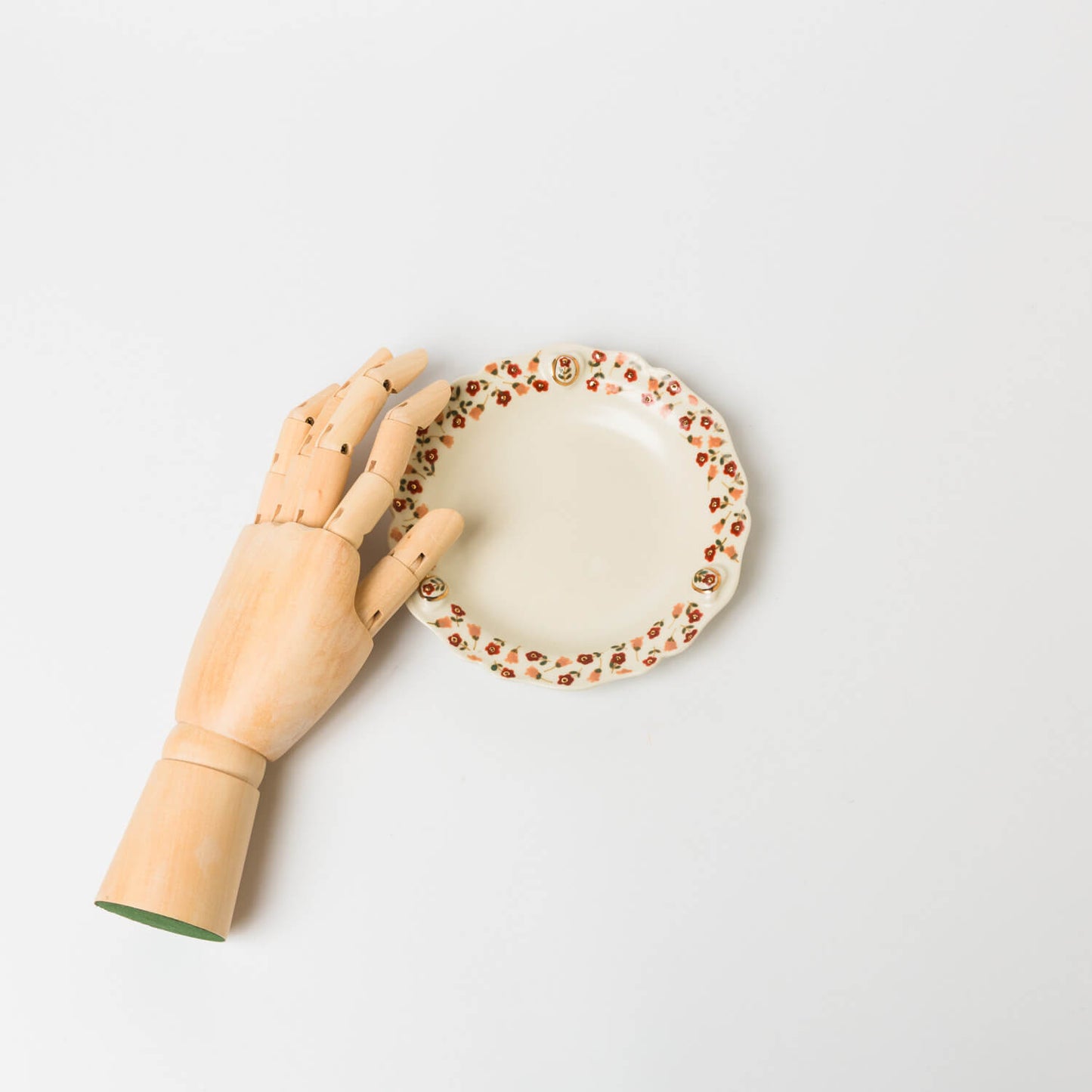 荒井彩乃-レリーフ金彩皿-4