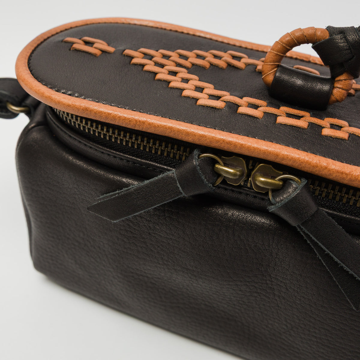 Yammart-pot-rectangle ( black )