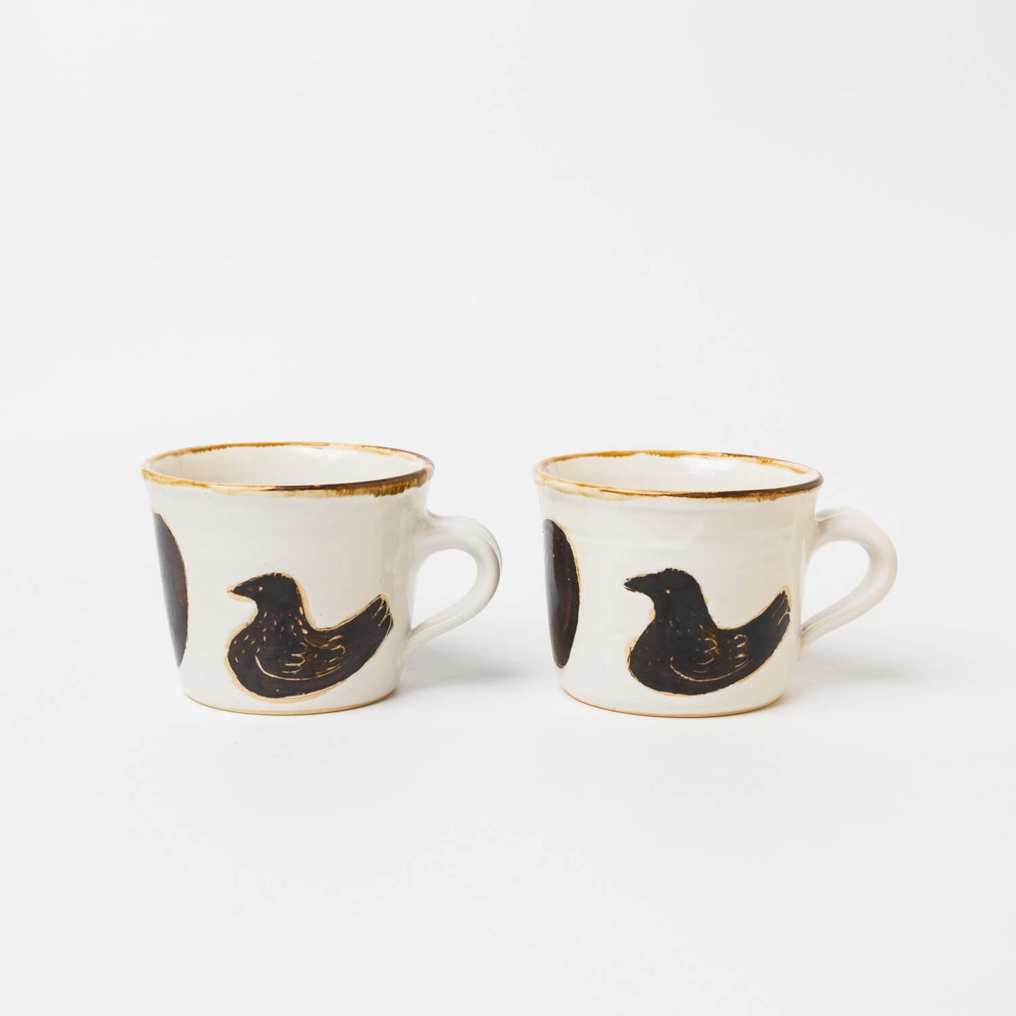 コンガリ舎-マグカップ-鳥とリンゴ