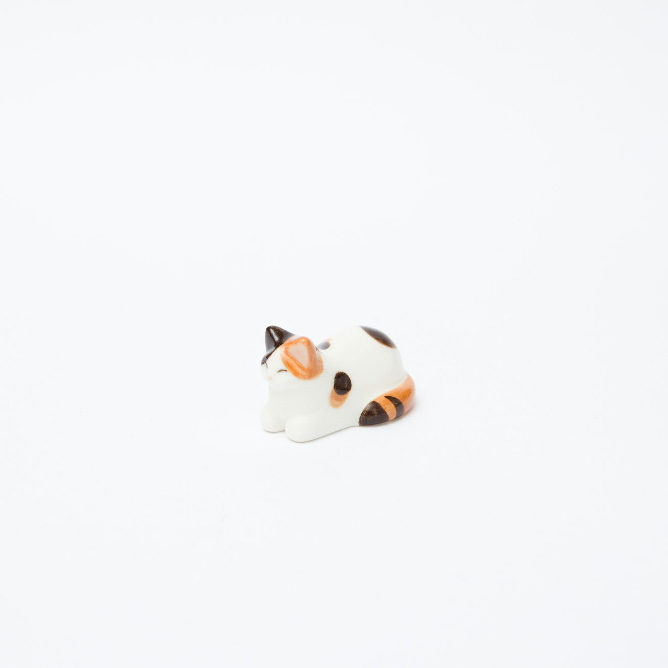 峰村ゆか-香箱座り猫の置物・箸置き-2