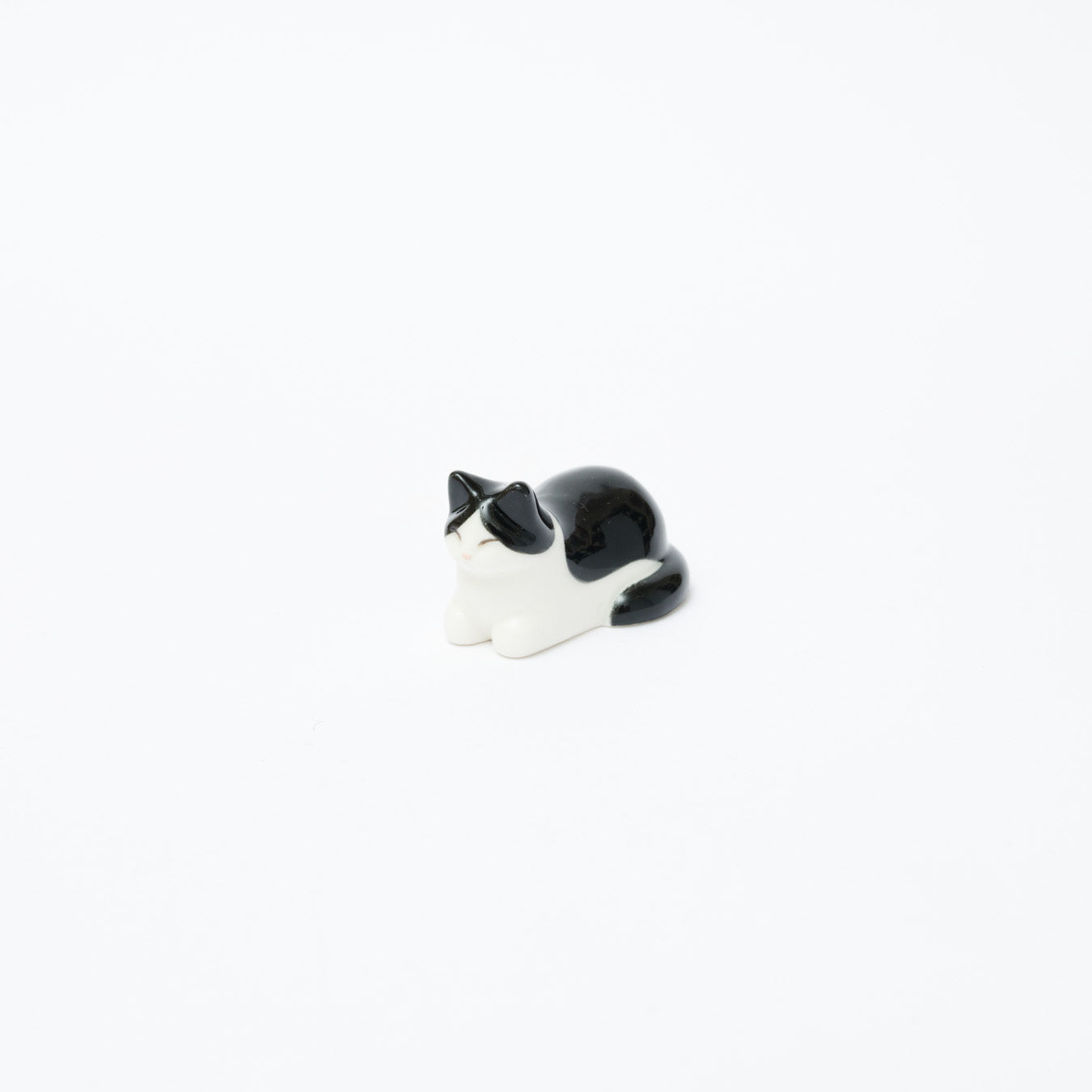峰村ゆか-香箱座り猫の置物・箸置き-3