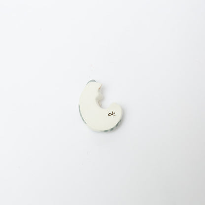 峰村ゆか-ゴロンとした猫の置物・箸置き-1