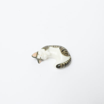 峰村ゆか-ゴロンとした猫の置物・箸置き-3