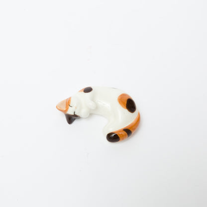 峰村ゆか-ゴロンとした猫の置物・箸置き-4