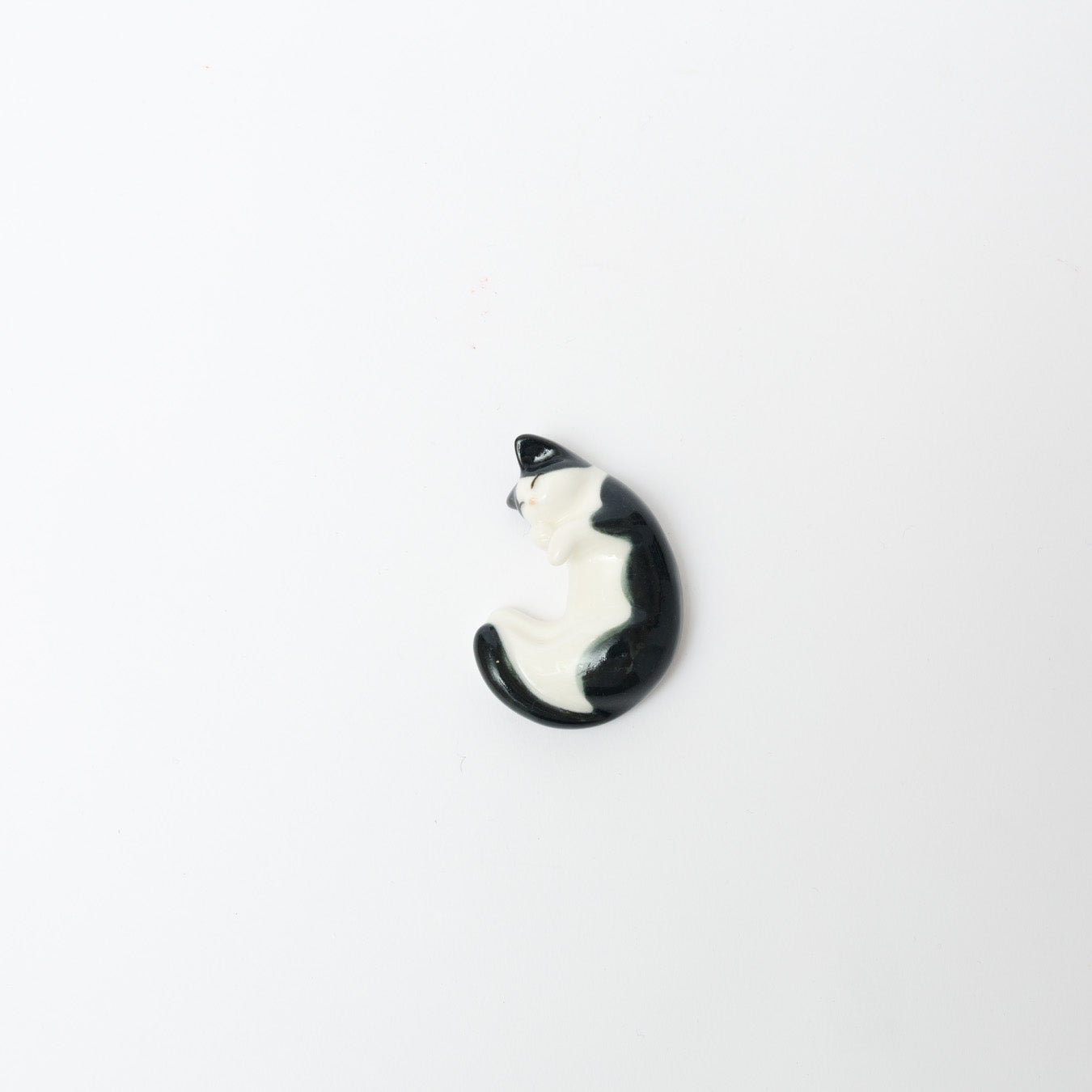 峰村ゆか-ゴロンとした猫の置物・箸置き-5