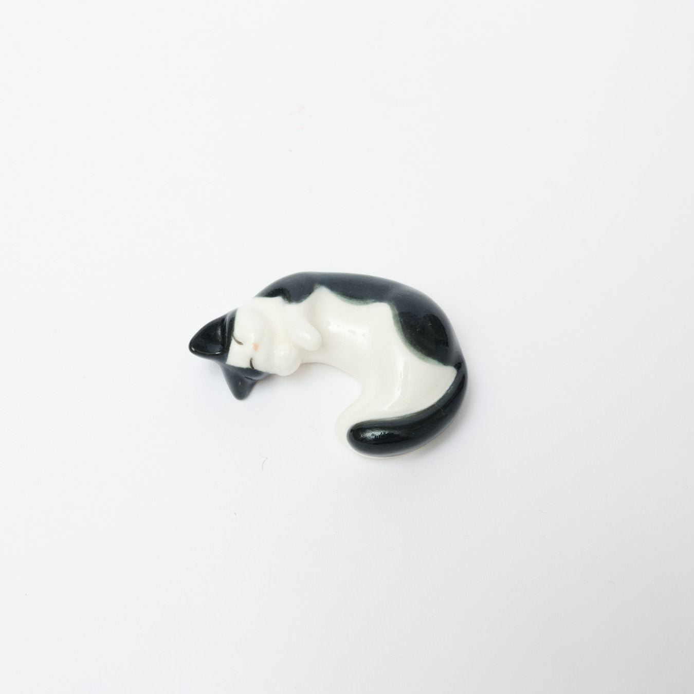 峰村ゆか-ゴロンとした猫の置物・箸置き-5