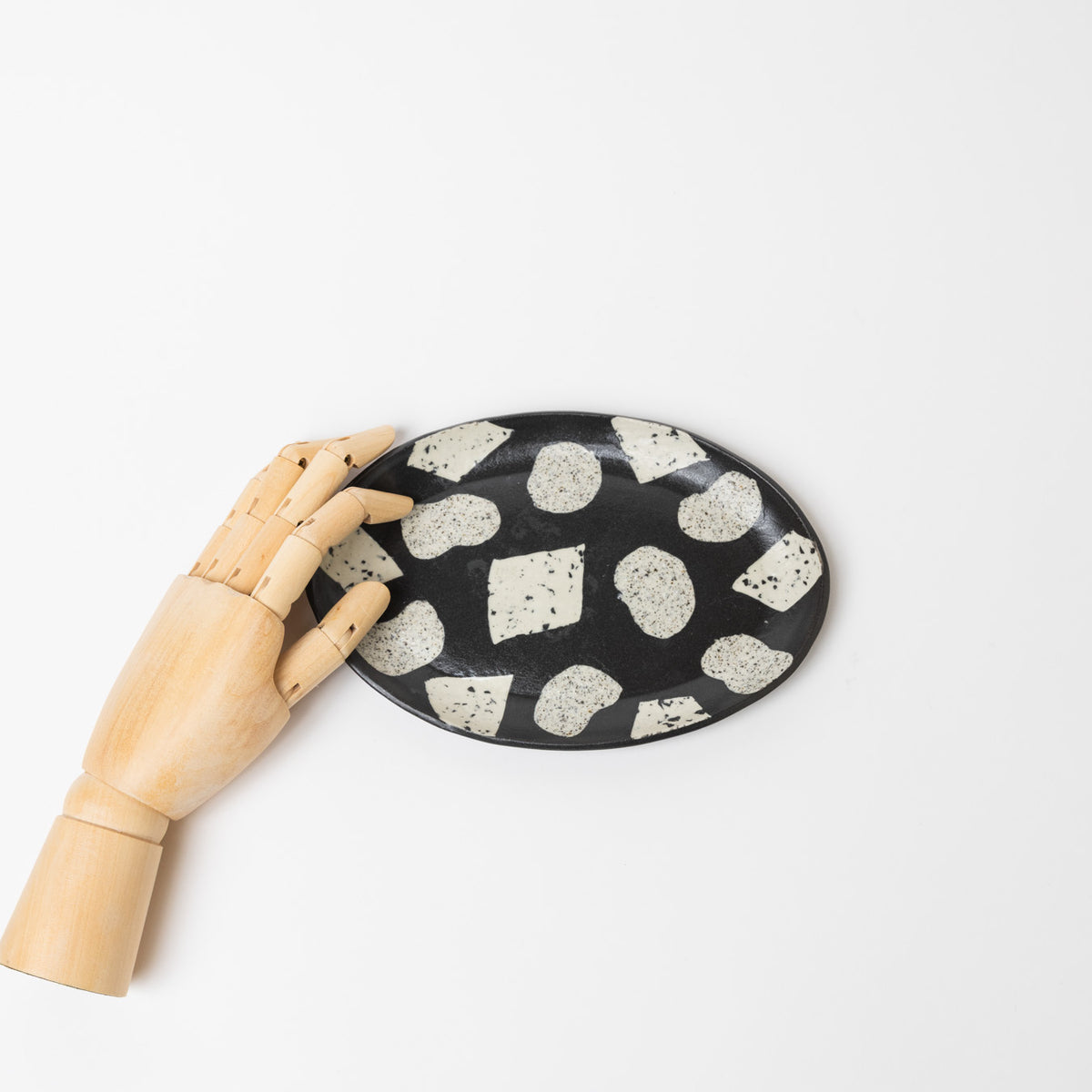 Reiko Egawa ceramic works-オーバルプレート-pebble-1