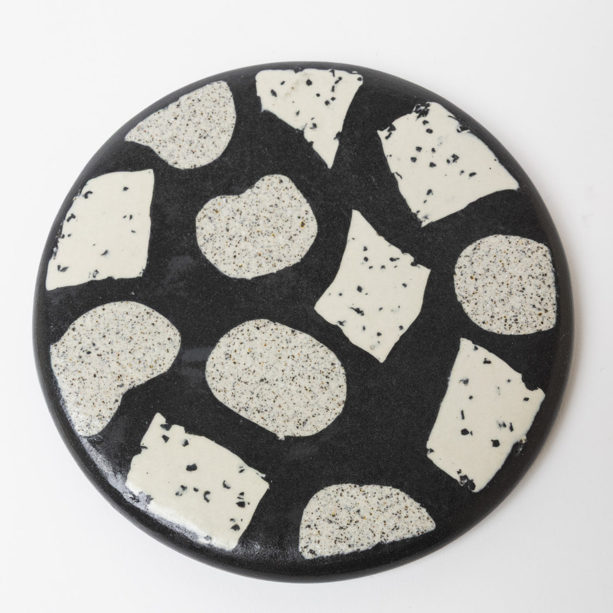 Reiko Egawa ceramic works-デザートプレート-pebble-2