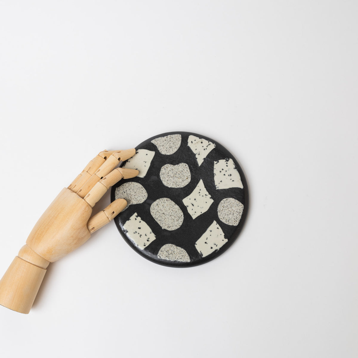 Reiko Egawa ceramic works-デザートプレート-pebble-2