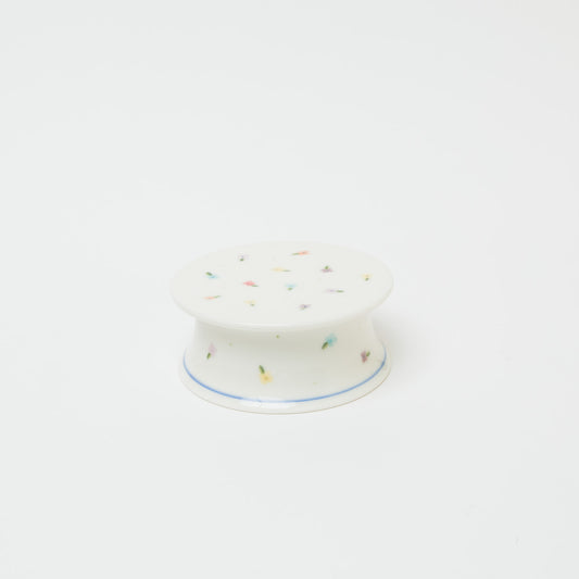 Riho Kawachi-Cake stand_colorful