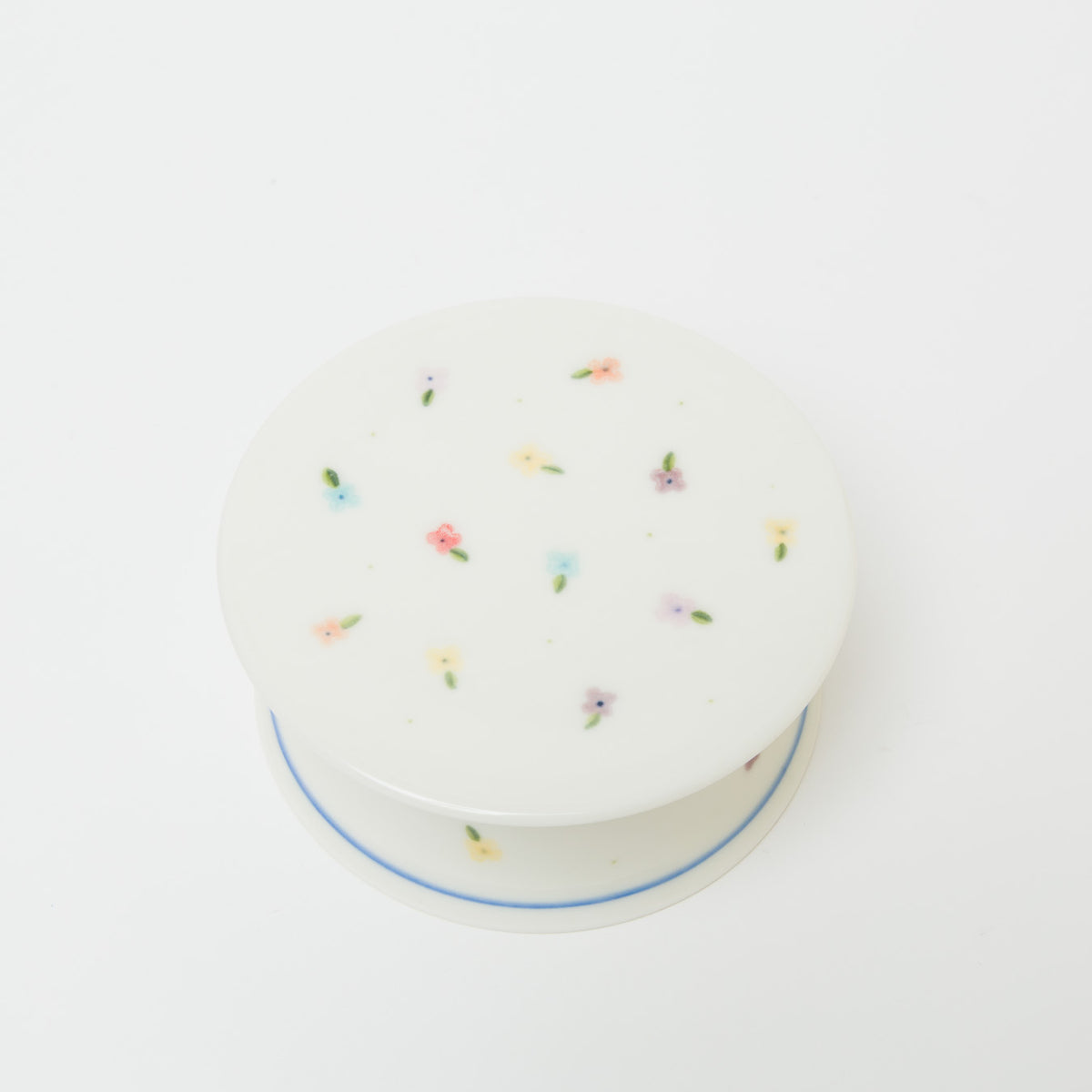 Riho Kawachi-Cake stand_colorful