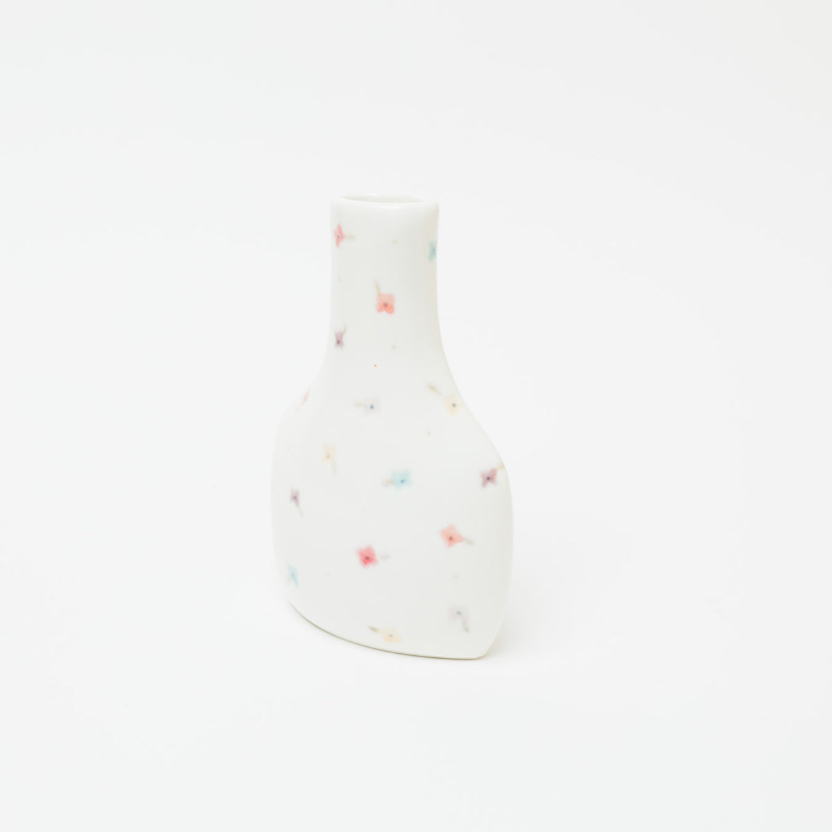 Riho Kawachi-Vase_colorful-1