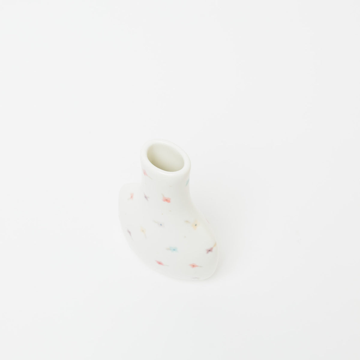 Riho Kawachi-Vase_colorful-1
