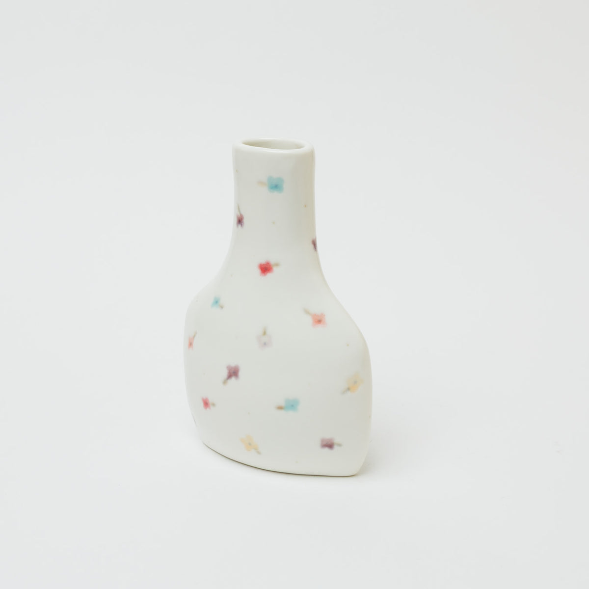 Riho Kawachi-Vase_colorful-2