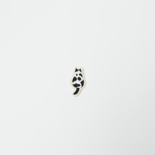 kanaecco-猫の後ろ姿 刺繍ブローチ-2