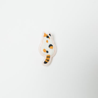 kanaecco-猫の後ろ姿 刺繍ブローチ-4