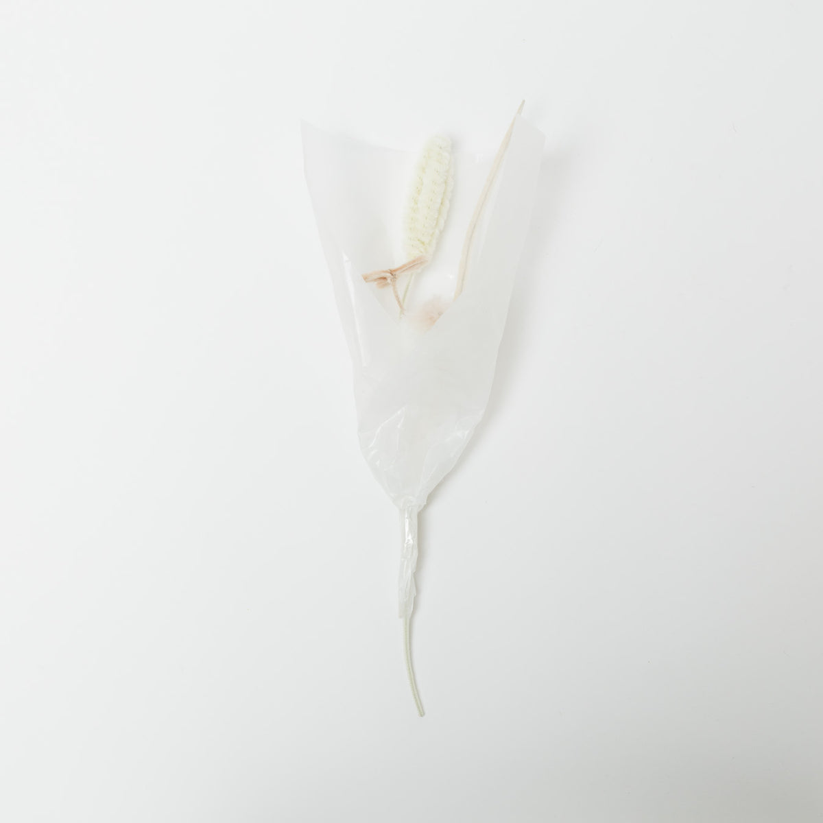 小栗里奈-「ただの草ぬいぐるみ」ブーケ-A