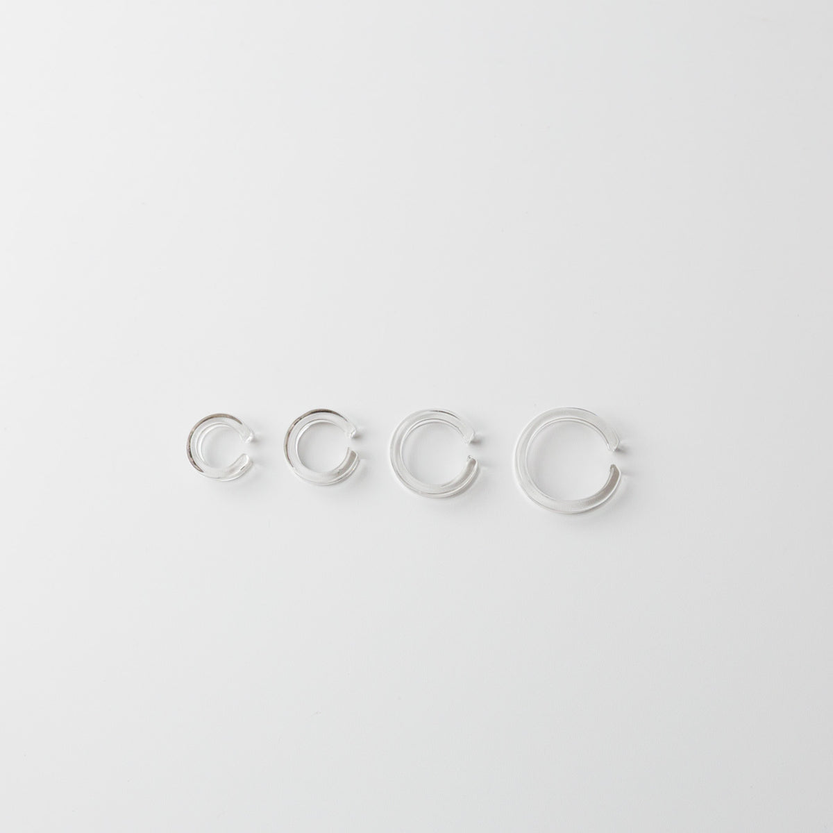 Asuka Shimada-ear cuff line-platinum