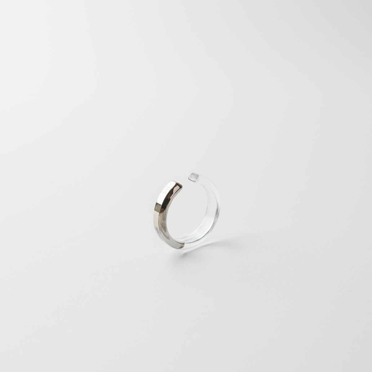 Asuka Shimada-ear cuff half-platinum