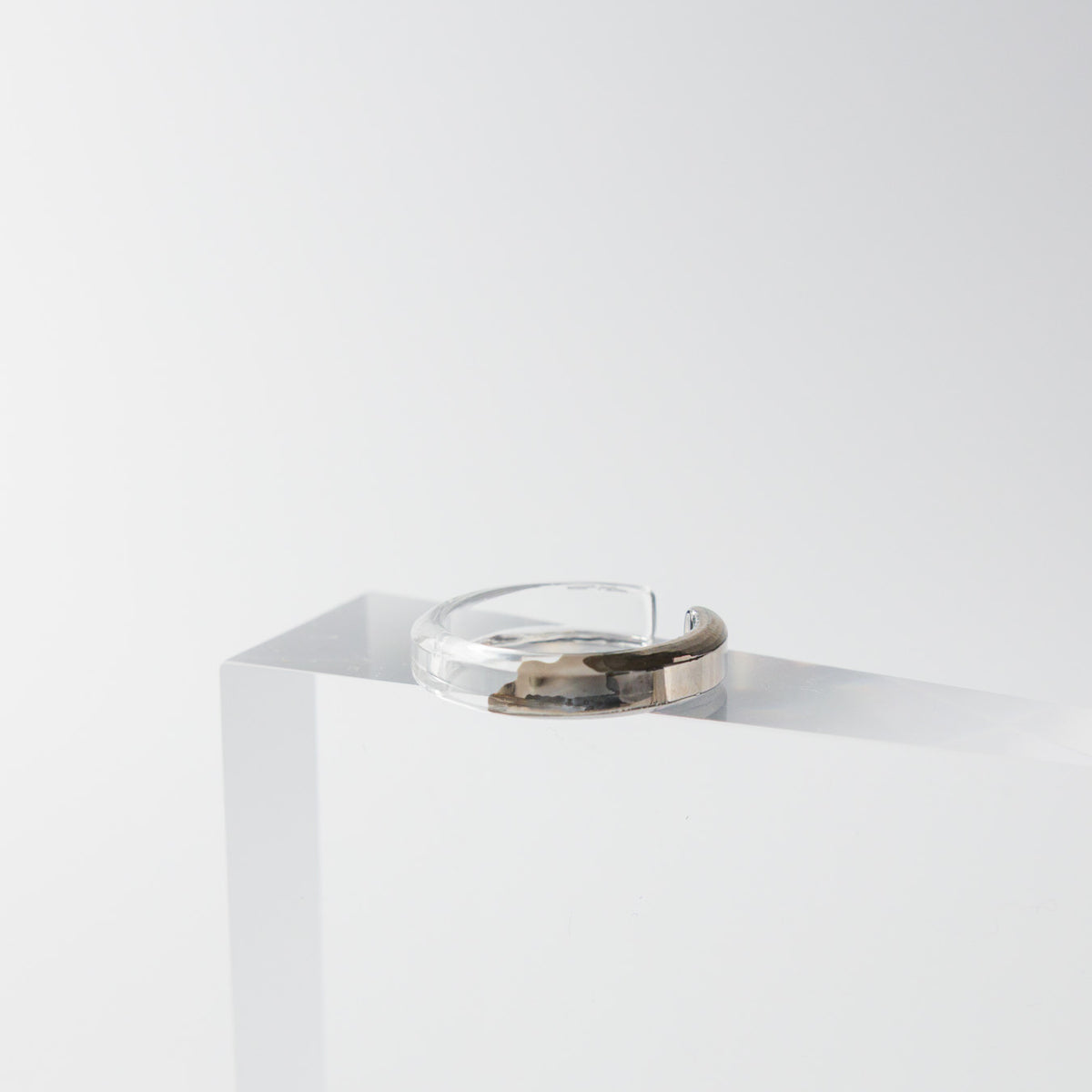 Asuka Shimada-ear cuff half-platinum