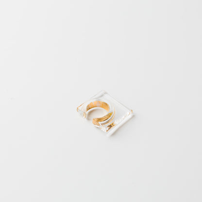 カラー「gold」