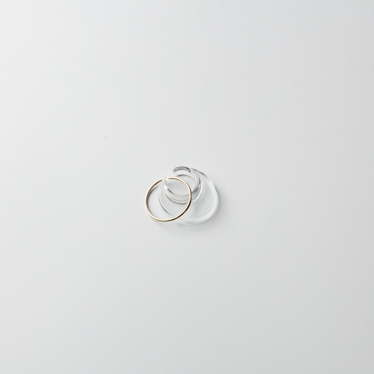 Asuka Shimada-ear cuff moon-clear+◯