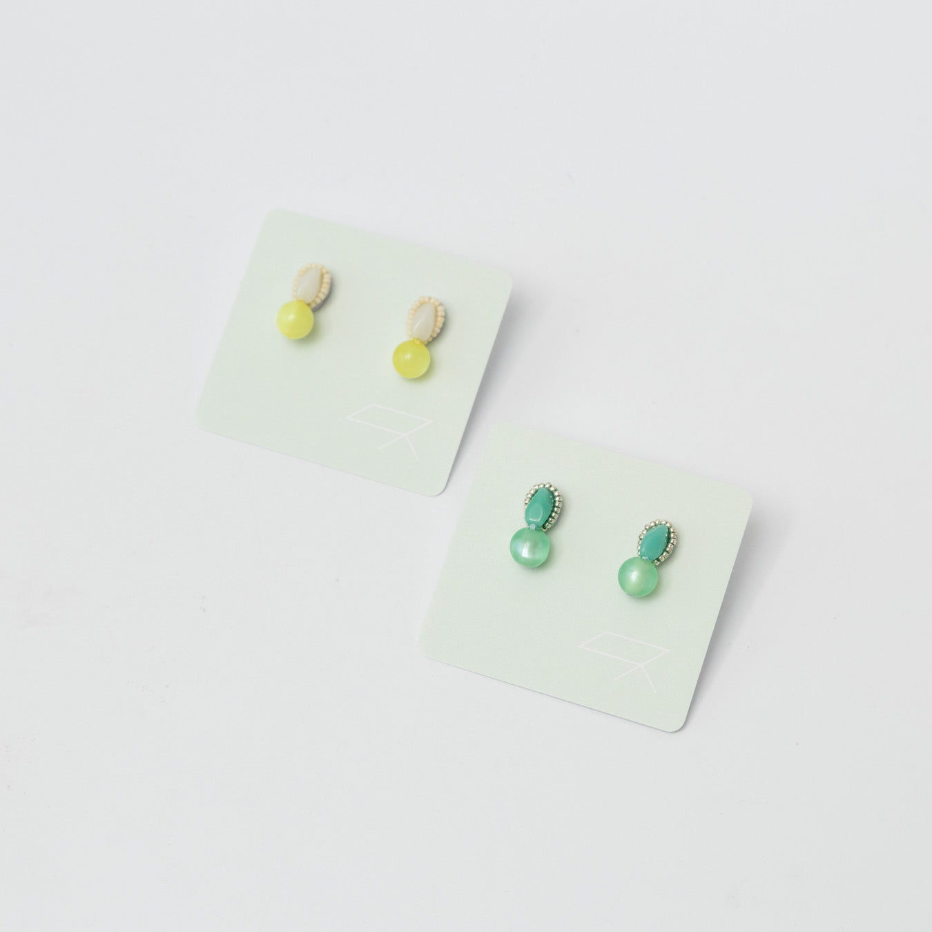 YellowとGreen色比較参考