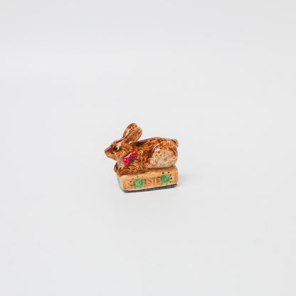 比留間郁美-置物「うさぎ」