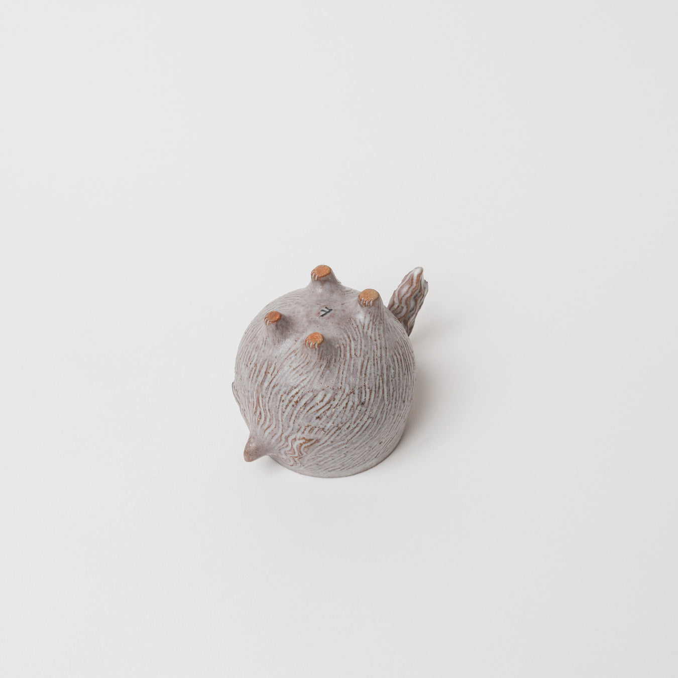 小林由依-マグカップ-四つ足-3